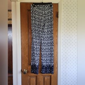 Palazzo Pants Navy Blue and white size small, long legs